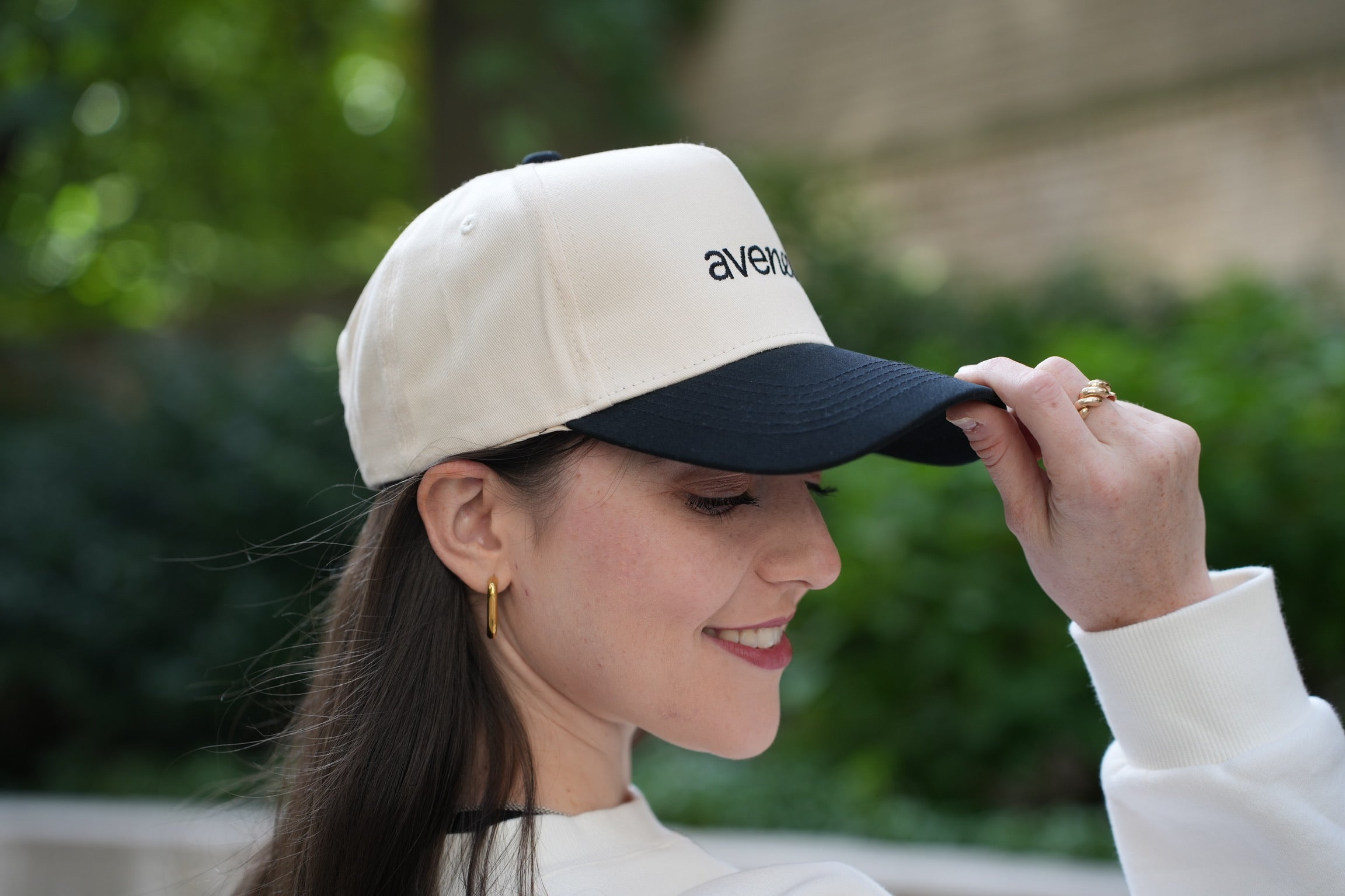 Avenew Two-Toned Hat